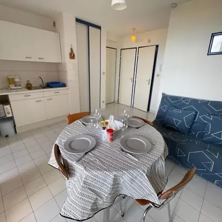 Avec Piscine Commune A 800 M 5rh1155 Apartment